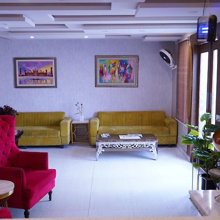 Hotel Avalon Suites ملتان المظهر الخارجي الصورة