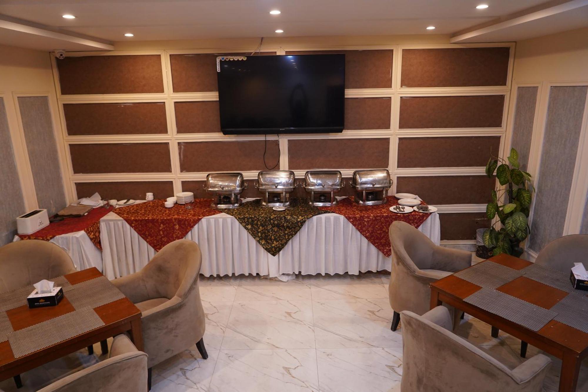 Hotel Avalon Suites ملتان المظهر الخارجي الصورة