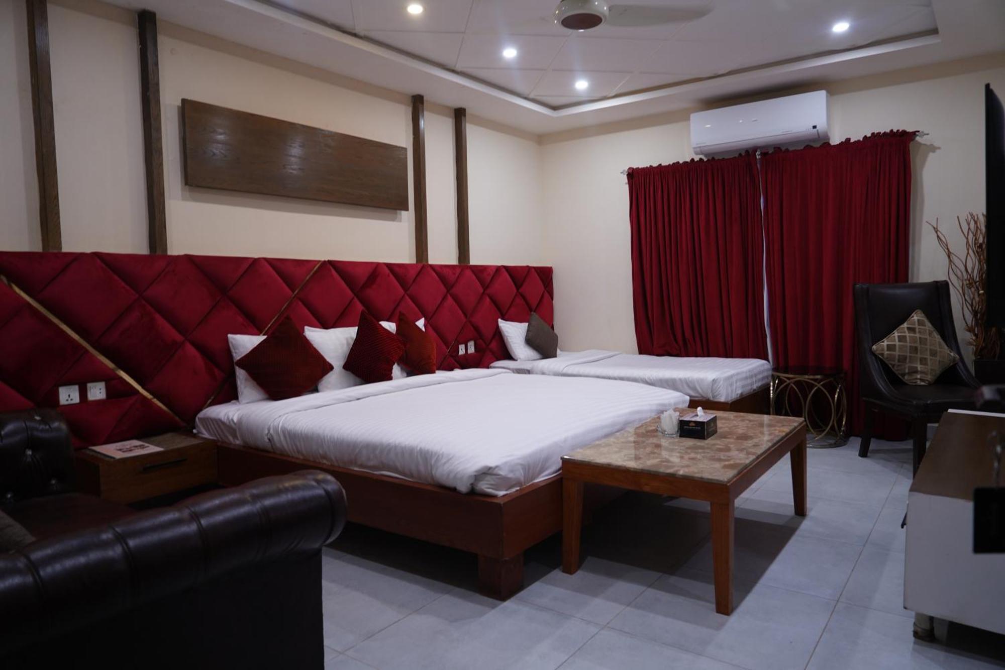 Hotel Avalon Suites ملتان المظهر الخارجي الصورة