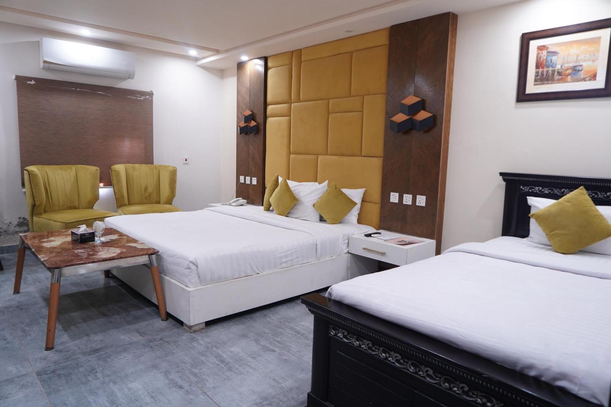 Hotel Avalon Suites ملتان المظهر الخارجي الصورة