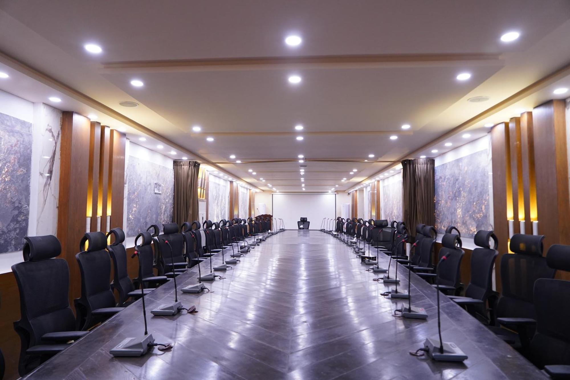 Hotel Avalon Suites ملتان المظهر الخارجي الصورة