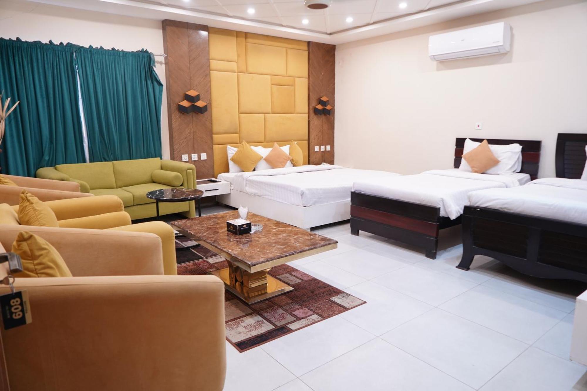 Hotel Avalon Suites ملتان المظهر الخارجي الصورة