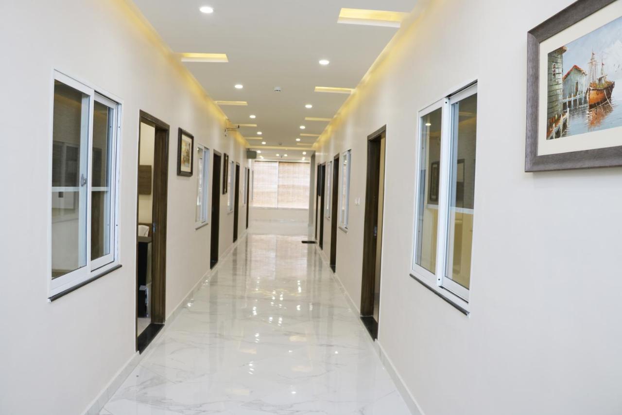 Hotel Avalon Suites ملتان المظهر الخارجي الصورة