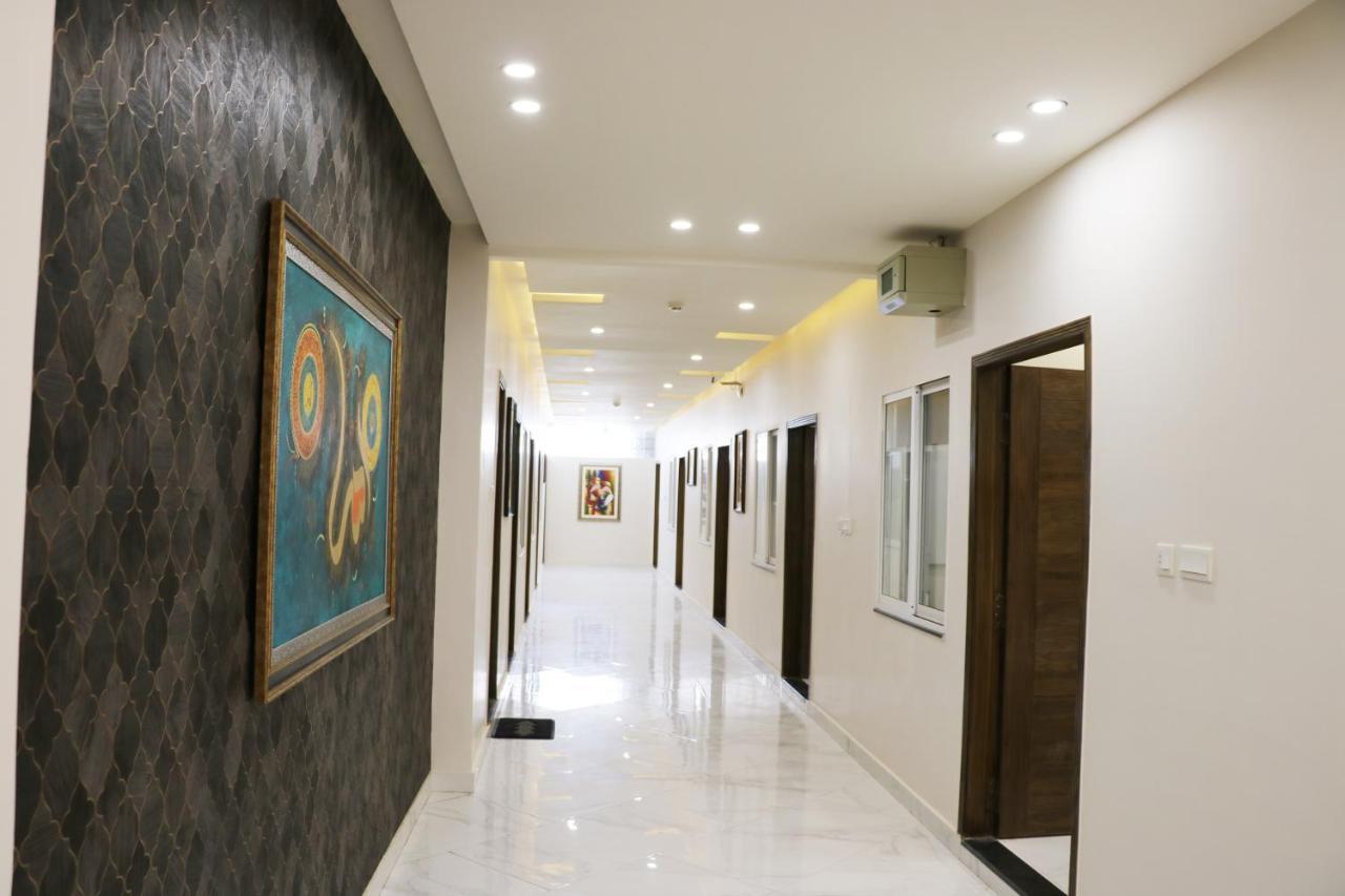 Hotel Avalon Suites ملتان المظهر الخارجي الصورة