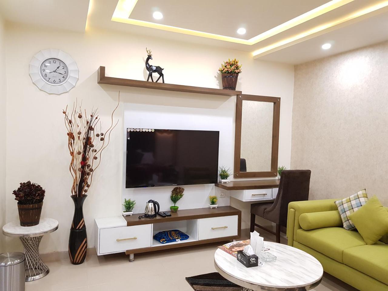 Hotel Avalon Suites ملتان المظهر الخارجي الصورة