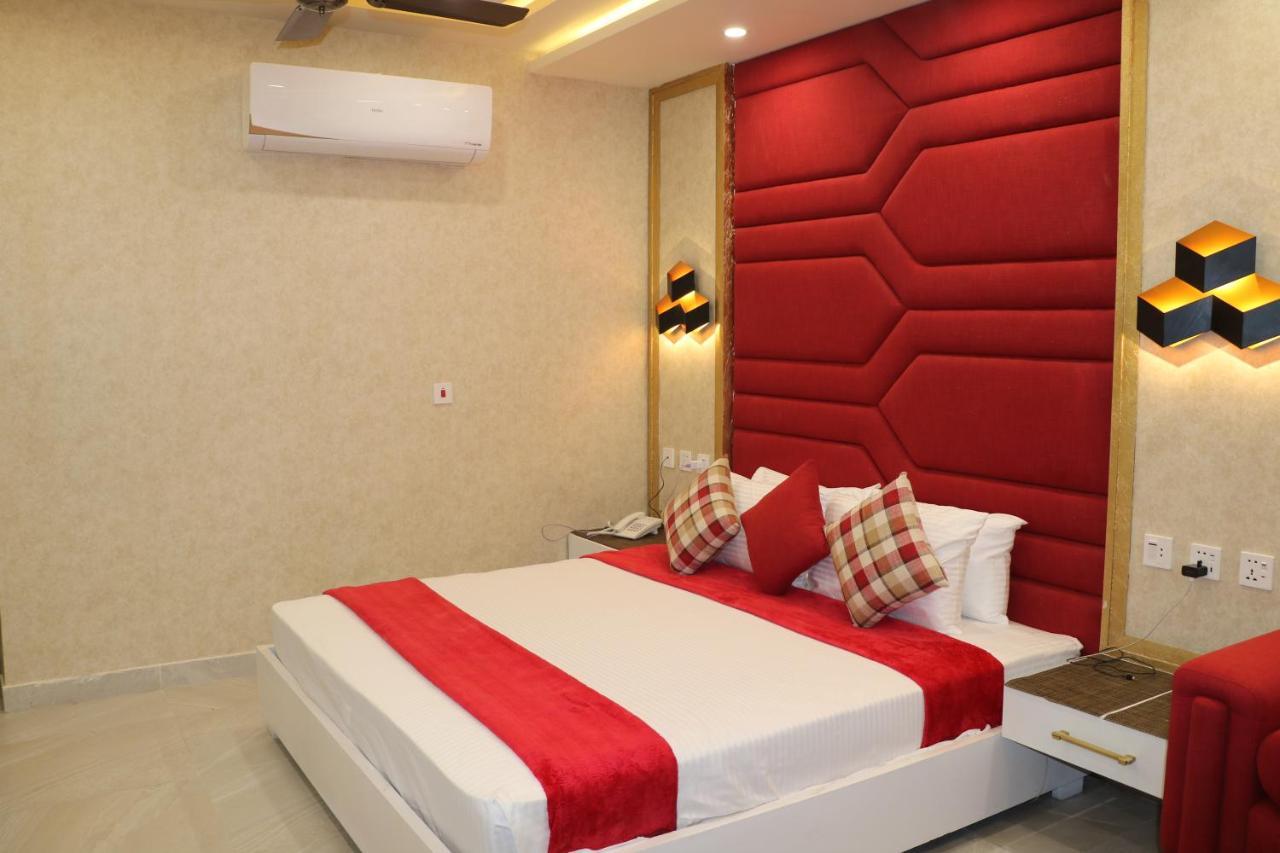 Hotel Avalon Suites ملتان المظهر الخارجي الصورة