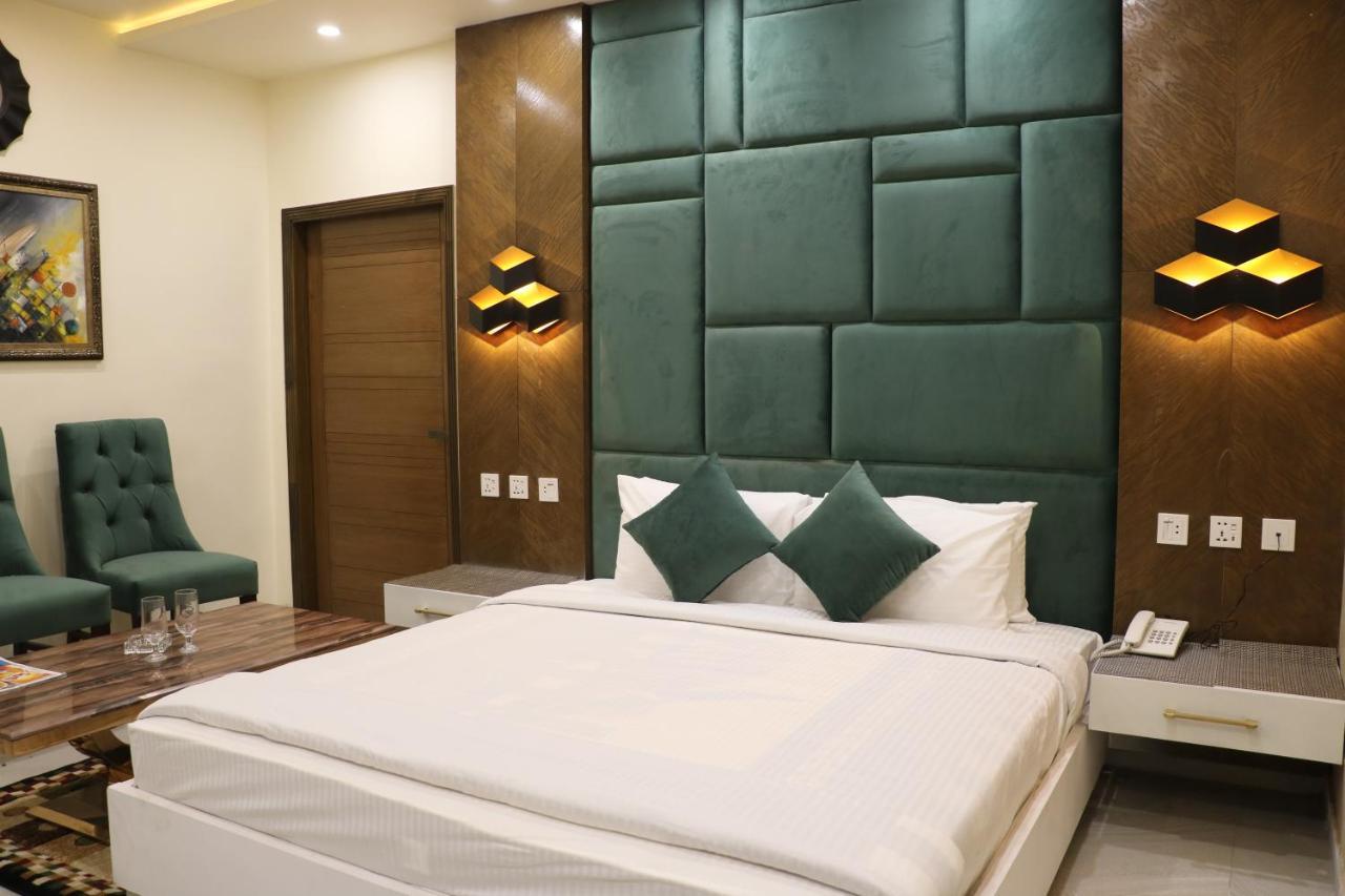 Hotel Avalon Suites ملتان المظهر الخارجي الصورة